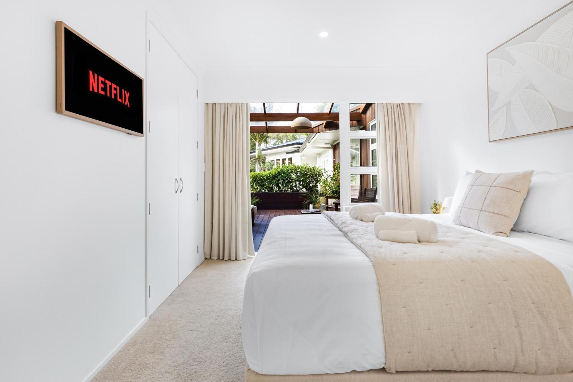 River View Retreat, Luxury & Central - By Kosh Bnb Hamilton Esterno foto