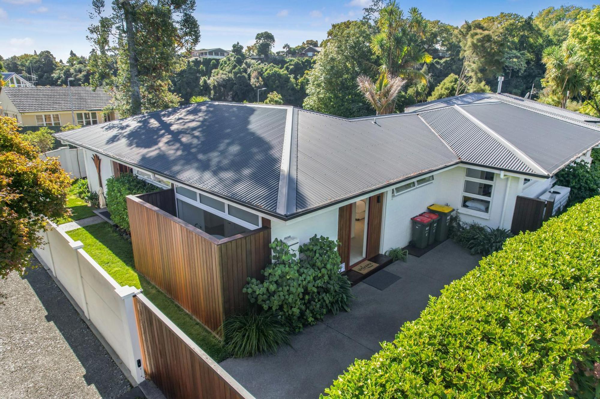 River View Retreat, Luxury & Central - By Kosh Bnb Hamilton Esterno foto